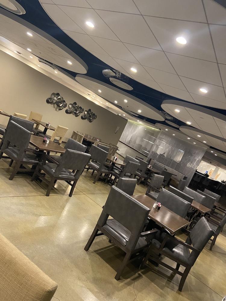 Plaza Hotel Denver Central Экстерьер фото